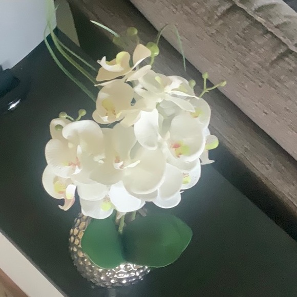 Artificial orchid plant in  a silver pot - Picture 4 of 5